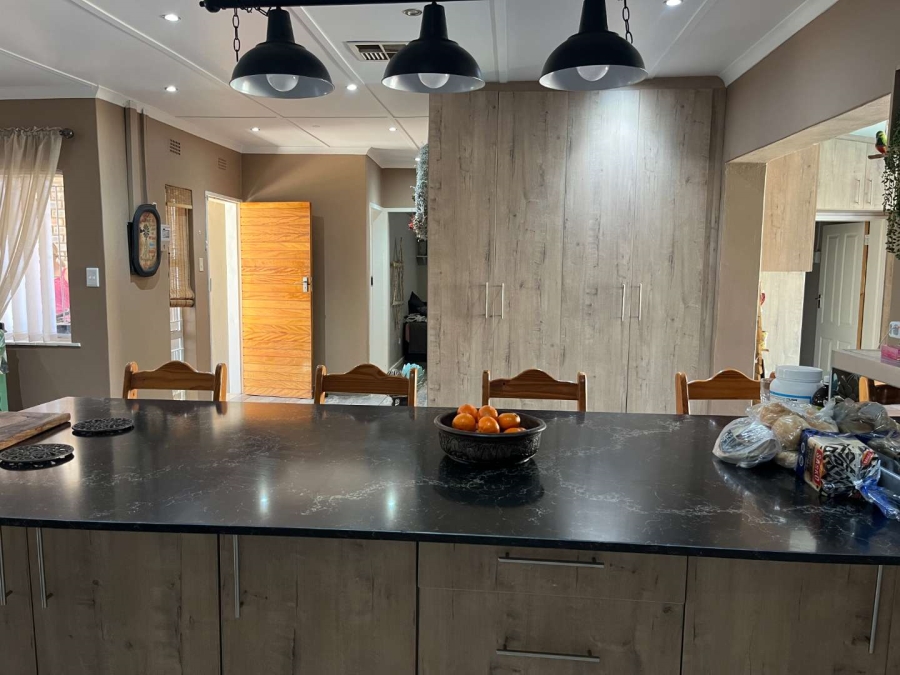 5 Bedroom Property for Sale in Blydeville Northern Cape